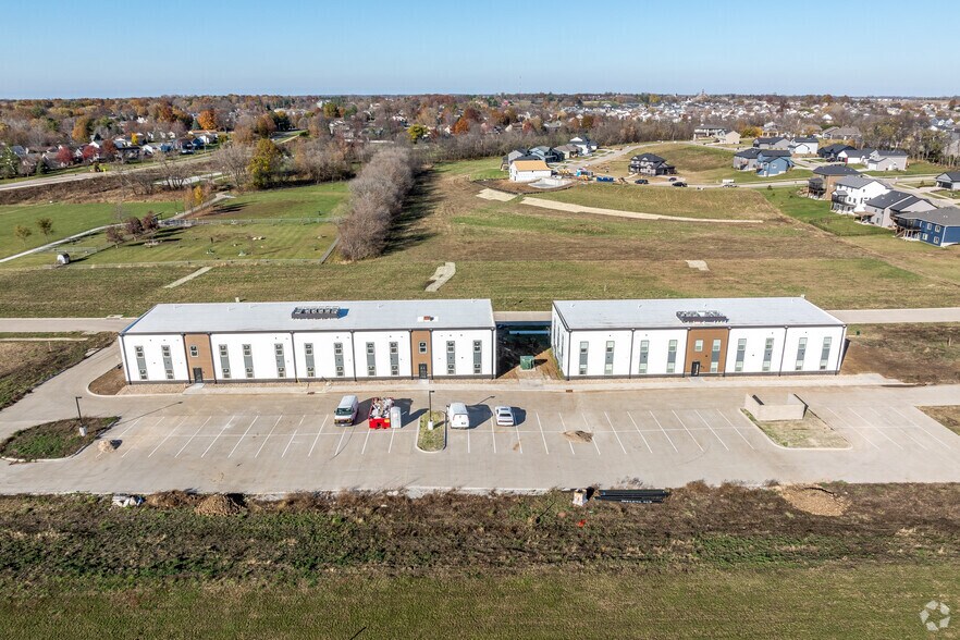 More Photos Of 3701-3761 Eastbrook Dr, Iowa City Apartments For Sale