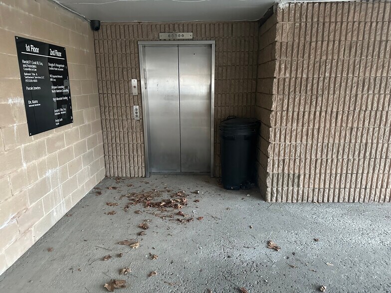 More Photos Of 886 Belmont Ave, North Haledon Storefront Retail Office For Lease