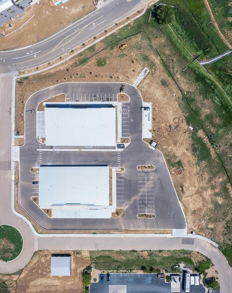 More Photos Of 1109 Southgate Dr, Windsor Industrial For Lease