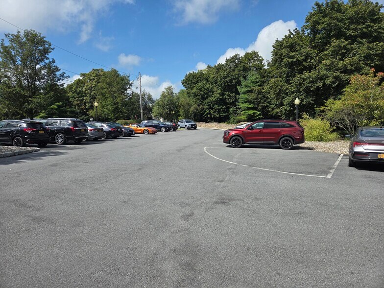 More Photos Of 117 Grand St, Goshen Office For Sale