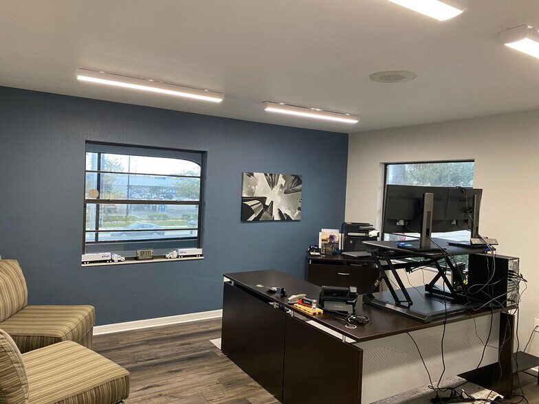 More Photos Of 5306 Cortez Rd W, Bradenton Medical For Lease