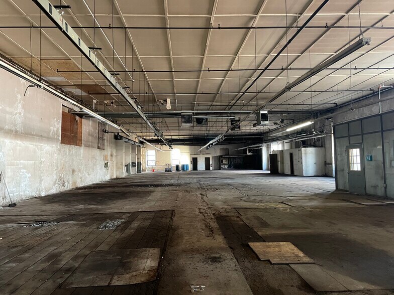 More Photos Of 12 Jacques St, Worcester Warehouse For Sale