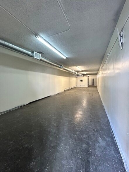 More Photos Of 1137-1149 W Avenue I, Lancaster Storefront Retail Office For Lease