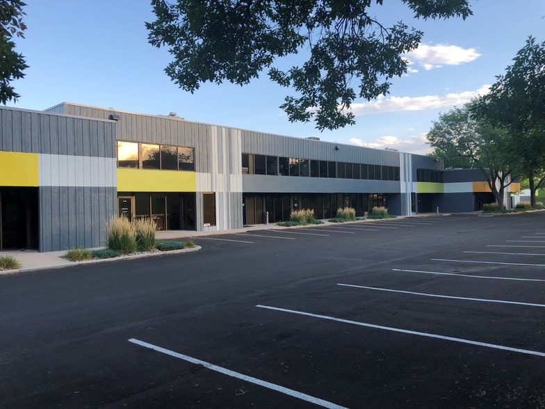 More Photos Of 14 Inverness Dr E, Englewood Unknown For Lease