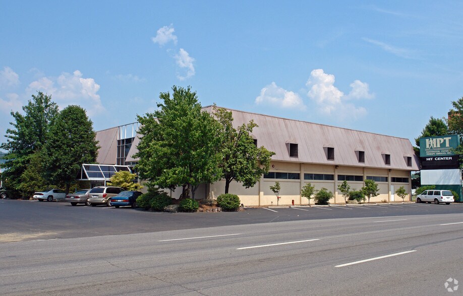 More Photos Of 2240 5th Ave, Huntington Medical For Lease