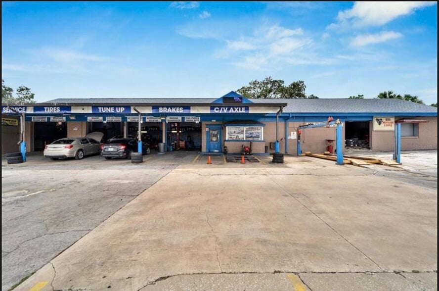 Primary Photo Of 2201 E Busch Blvd, Tampa Auto Repair For Sale