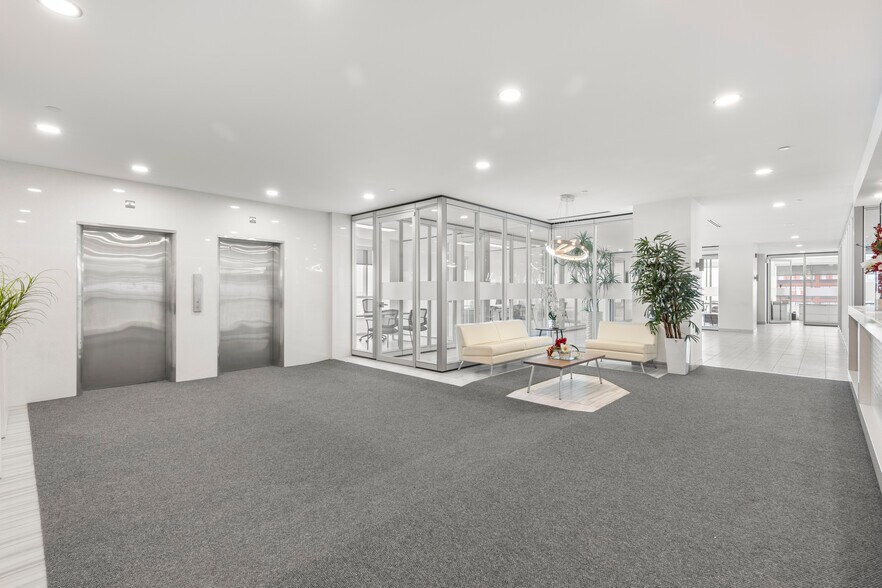 More Photos Of 3737 Boul Cremazie E, Montréal Office For Lease