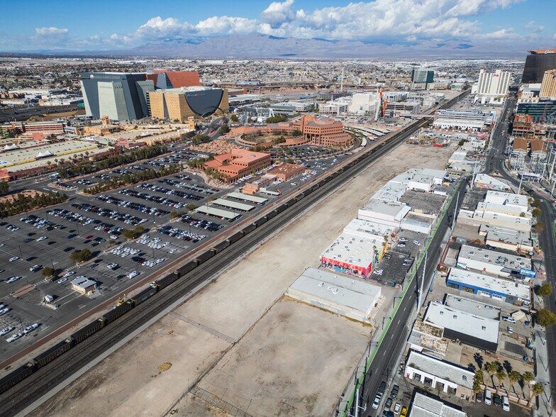 More Photos Of 840 Commerce St, Las Vegas Land For Sale