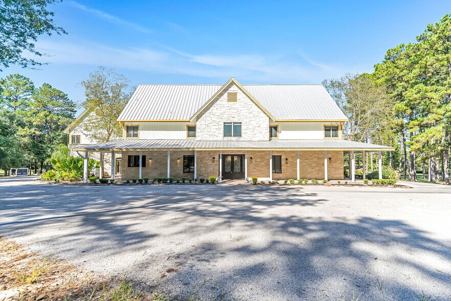 More Photos Of 43 Pool Rd, Richards Specialty For Sale