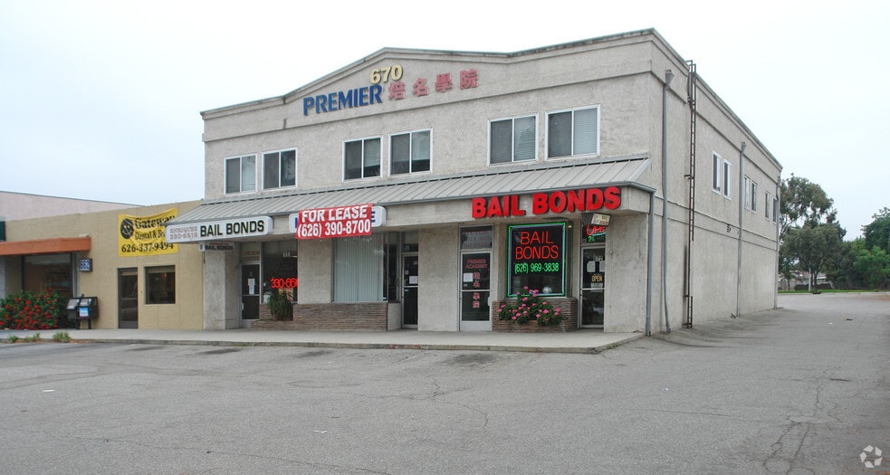 More Photos Of 666-670 S Sunset Ave, West Covina Storefront Retail Office For Sale