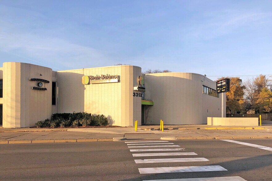 More Photos Of 33535 Woodward Ave, Birmingham General Retail For Sale