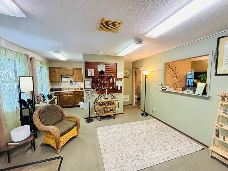 More Photos Of 571 Stanislaus Ave, Angels Camp Office For Sale