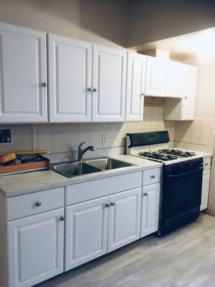 More Photos Of 3117-3119 24th St, San Francisco Storefront Retail Residential For Sale