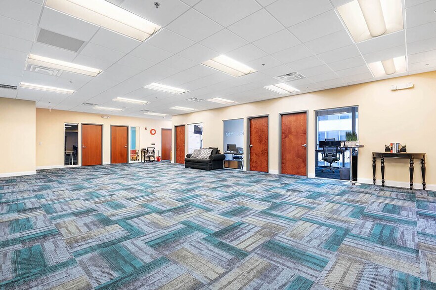 More Photos Of 121-189 S Orange Ave, Orlando Office Residential For Sale