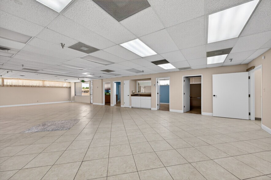 More Photos Of 3676 E Dakota Ave, Fresno Assisted Living For Sale