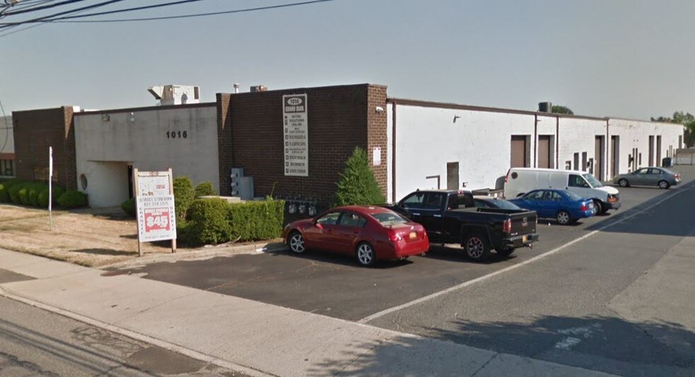 More Photos Of 1016 Grand Blvd, Deer Park Warehouse For Lease
