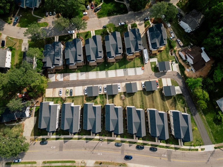 More Photos Of 5045 Lundy Dr, Raleigh Multifamily For Sale