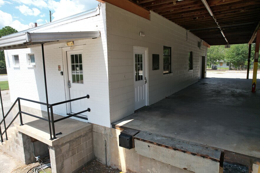 More Photos Of 326 Cordele Rd, Albany Industrial For Sale
