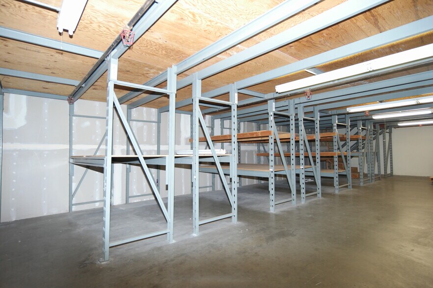 More Photos Of 4125 Market St, Ventura Light Manufacturing For Sale