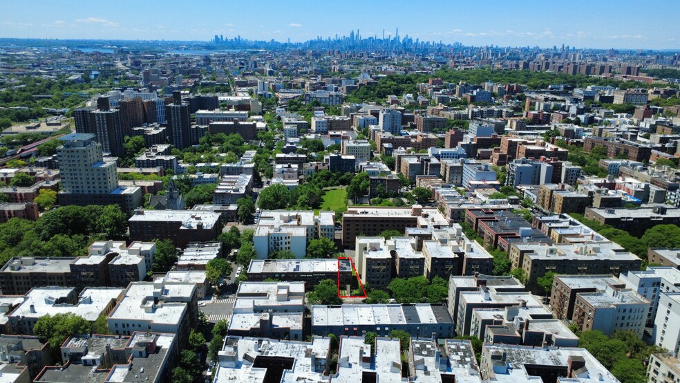 More Photos Of 940 E 181st St, Bronx Land For Sale