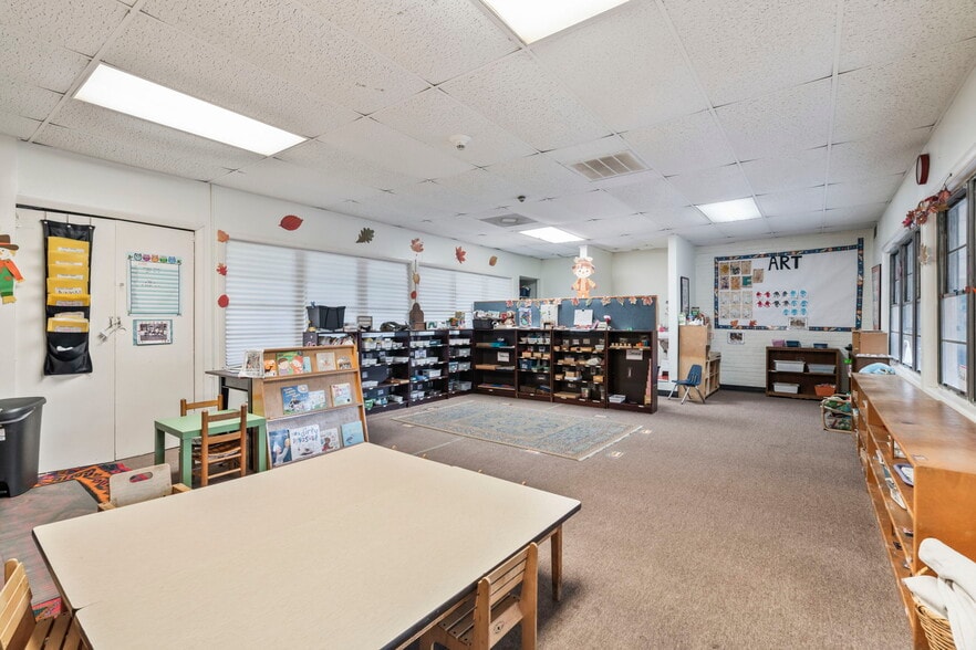 More Photos Of 3511 Linkwood Dr, Houston Religious Facility For Sale