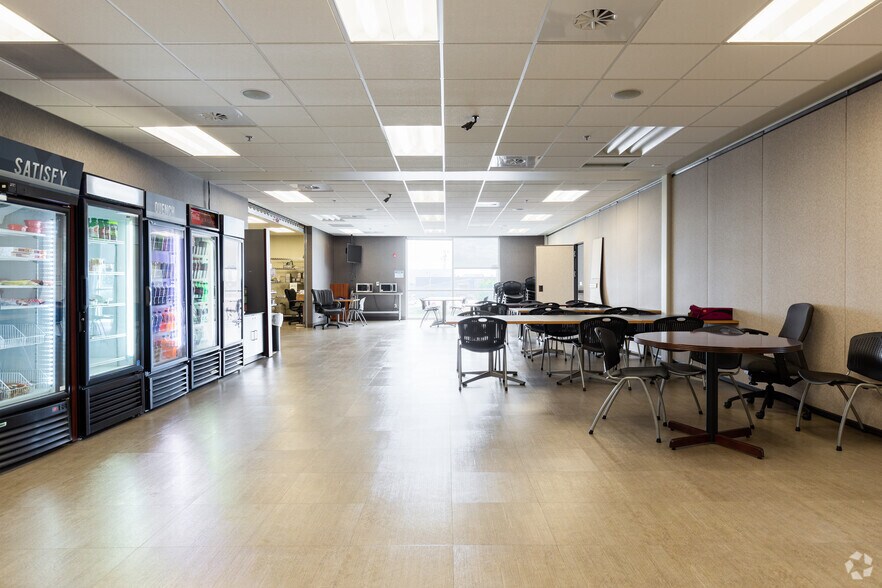 More Photos Of 950 N 2200 W, Salt Lake City Office For Lease