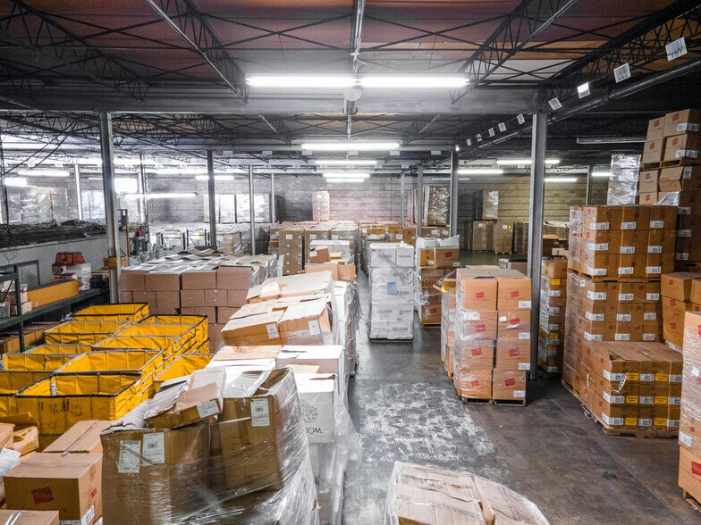 More Photos Of 811 E Waterman St, Wichita Warehouse For Lease