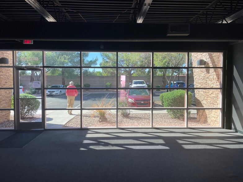 More Photos Of 9299 W Olive Ave, Peoria Warehouse For Lease