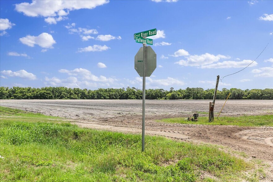 More Photos Of 233 E River Rd, East Palatka Land For Sale
