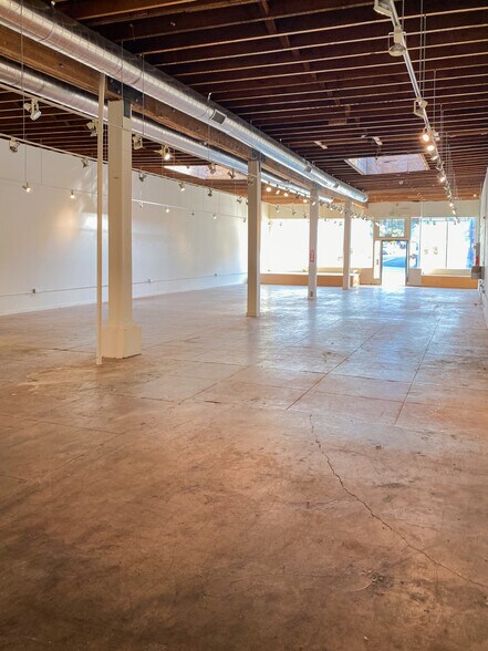 More Photos Of 3731 MacArthur Blvd, Oakland Storefront For Sale