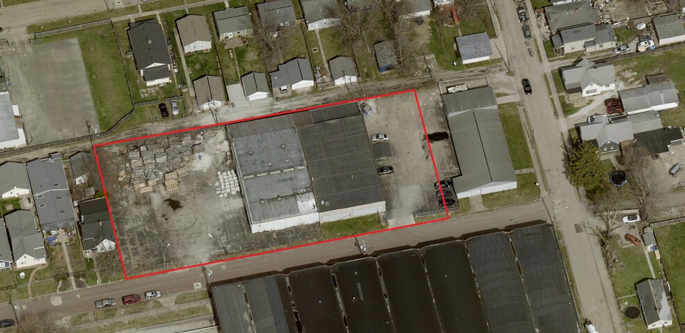 More Photos Of 2160 Fletcher Ave, Indianapolis Warehouse For Lease