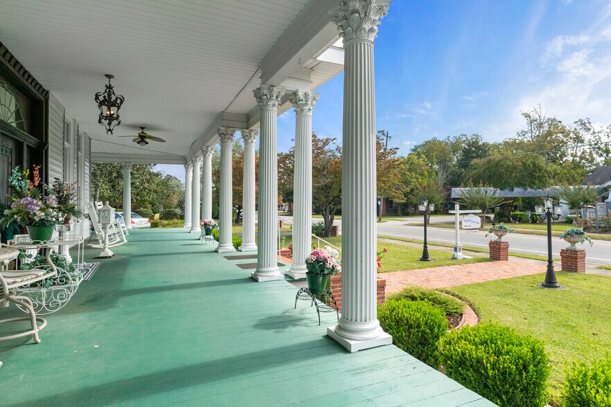 More Photos Of 426 W Church St, Swainsboro Hospitality For Sale