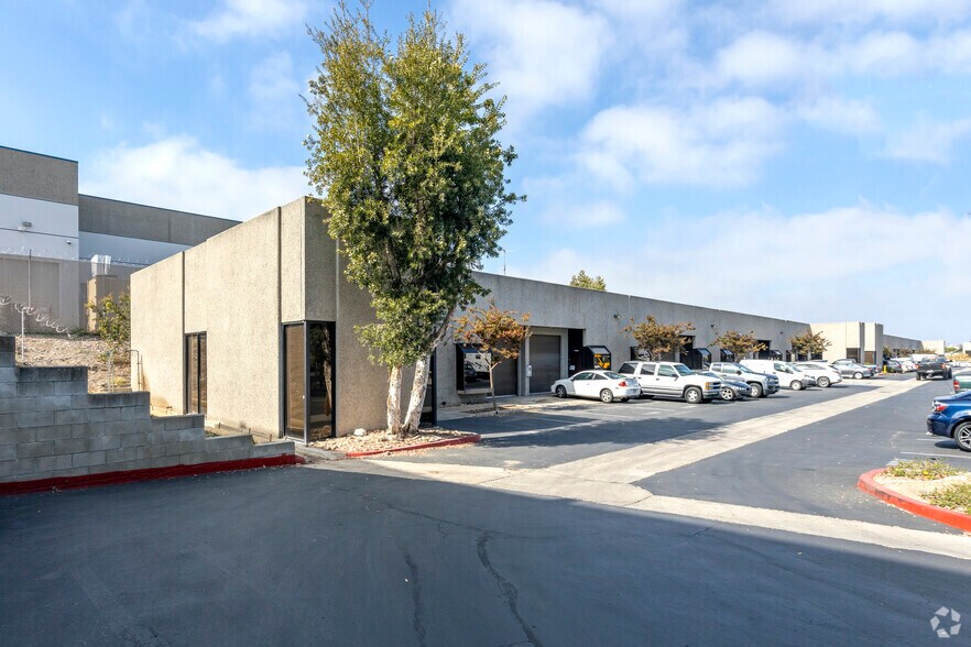 More Photos Of 7940 Silverton Ave, San Diego Unknown For Lease