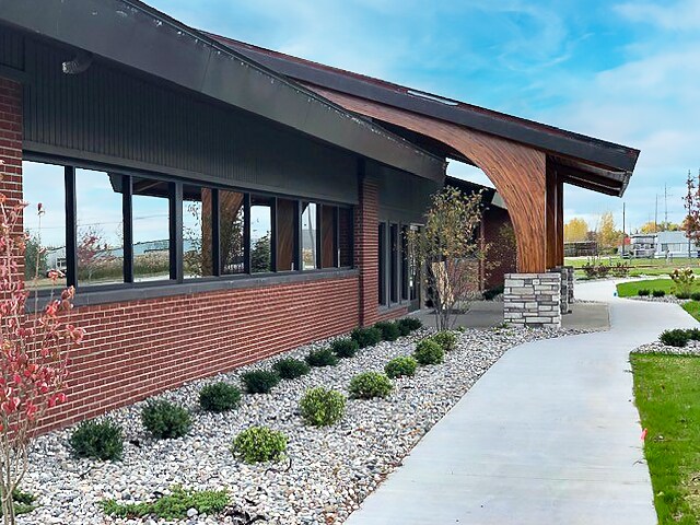 More Photos Of 4868 Wilder Rd, Bay City Medical For Lease