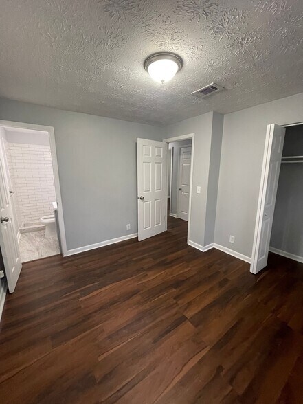 More Photos Of 619 Linwood Ave, Jacksonville Specialty For Sale