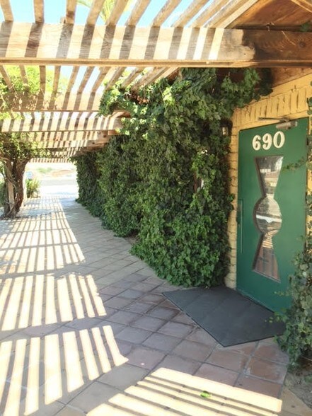 More Photos Of 690 Old Ca-58, Barstow Restaurant For Sale