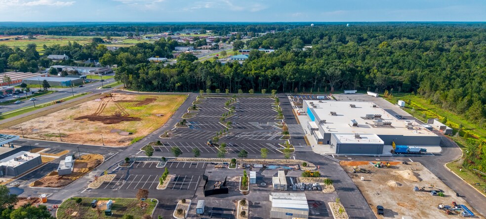 More Photos Of Industrial Drive & 3rd Avenue, Crestview Land For Sale