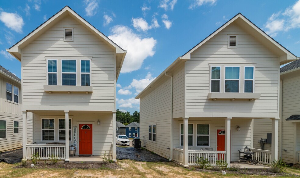 More Photos Of 340 Bowers Blvd, Huntsville Apartments For Sale