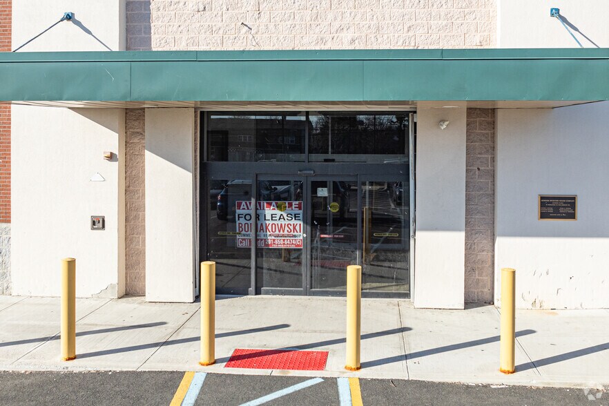 More Photos Of 509-513 W Union Ave, Bound Brook Freestanding For Lease