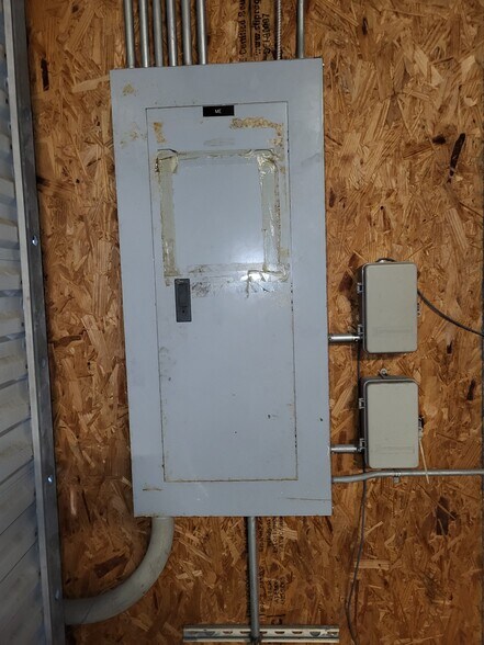 More Photos Of 110 Mary Esther Blvd, Mary Esther Freestanding For Lease