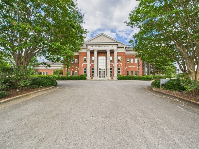 More Photos Of 201 E Dr Hicks Blvd, Florence Medical For Sale