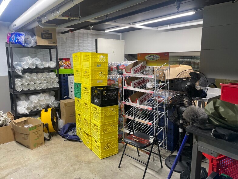 More Photos Of 138 E Hastings St, Vancouver Apartments For Sale