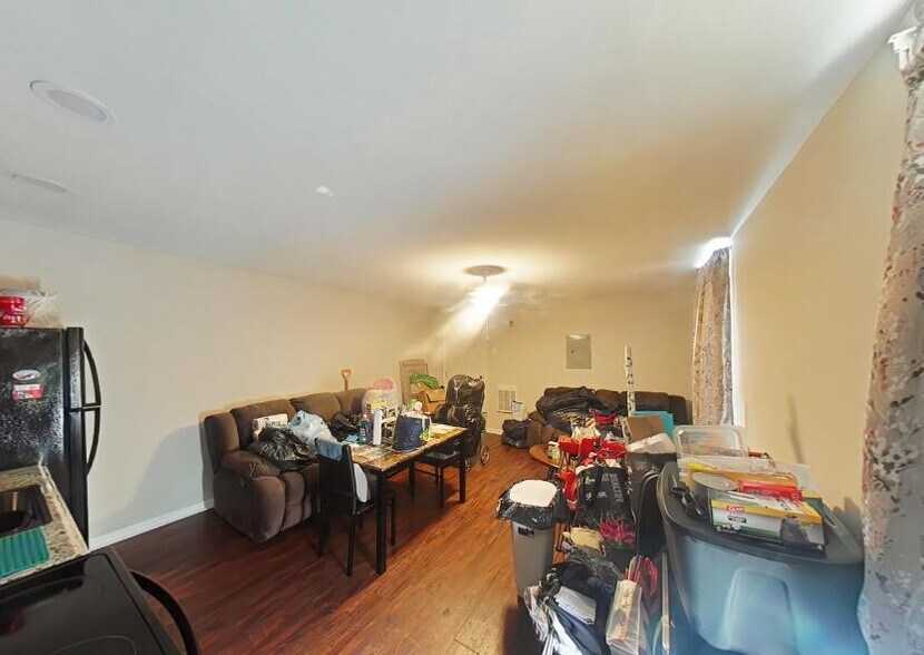 More Photos Of 5900 Market St, Philadelphia Storefront Retail Residential For Sale