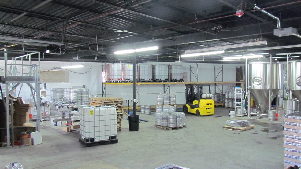 More Photos Of 173 B Norfolk Ave, Boston Warehouse For Lease