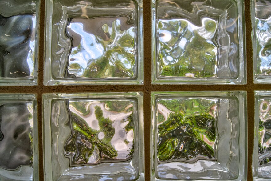 More Photos Of 4500 140th Ave N, Clearwater Unknown For Lease