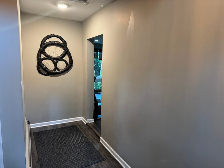 More Photos Of 4419 Washington Rd, Kenosha Office For Lease