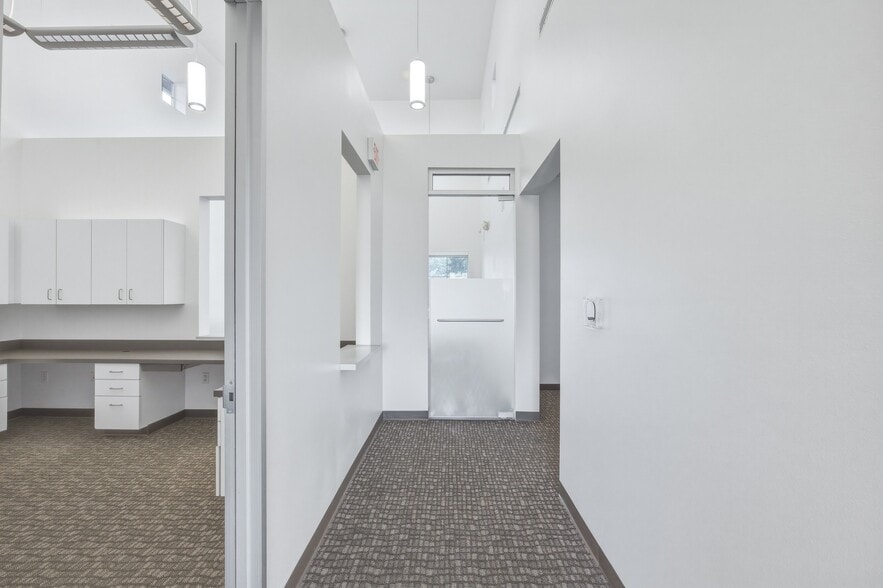 More Photos Of 12171 W Parmer Ln, Cedar Park Medical For Lease