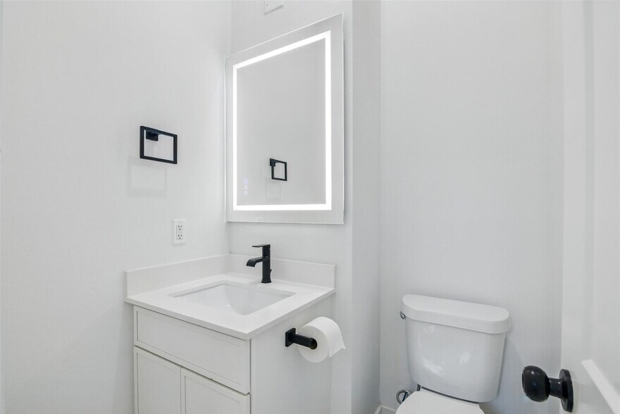 More Photos Of 426-430 E 8th St, Dallas Apartments For Sale