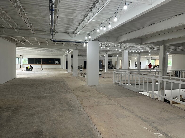 More Photos Of 24 Meadowlands Pky, Secaucus Office For Sale