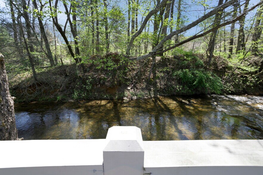 More Photos Of , Young Harris Specialty For Sale